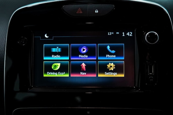 Used Renault Clio 2017 for sale - 76229018: Photo 9