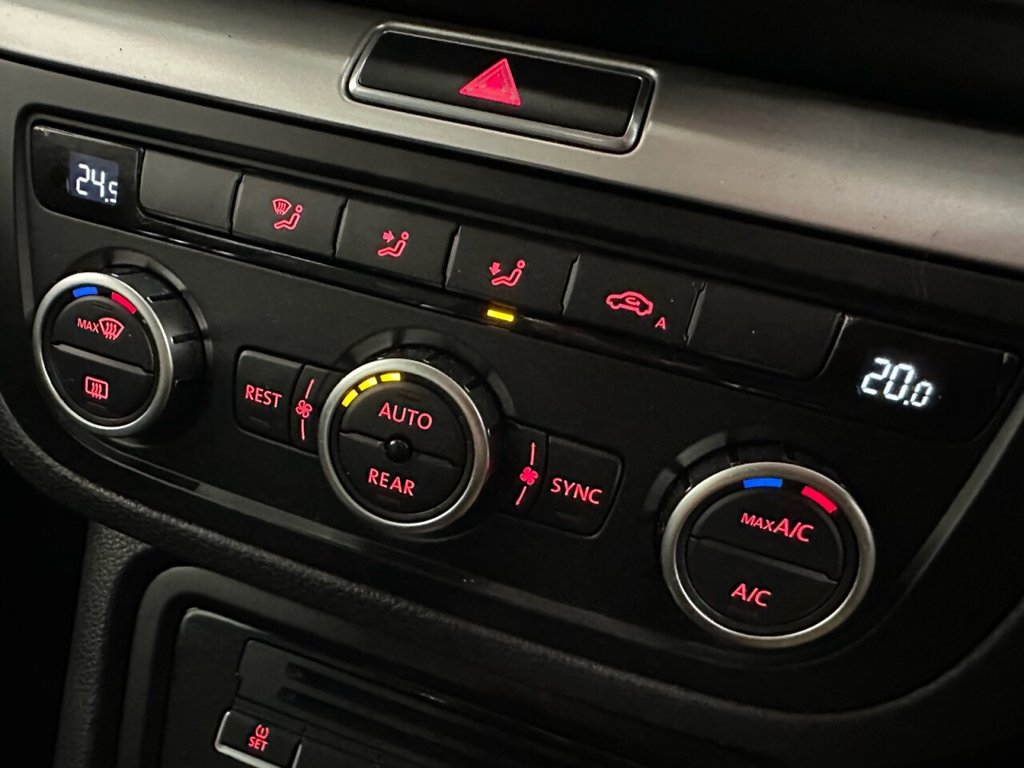 Used Volkswagen Sharan 2013 for sale - 77436408: Photo 10