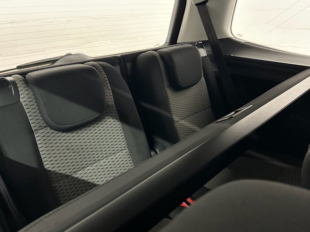 Used Volkswagen Sharan 2013 for sale - 77436408: Photo 3