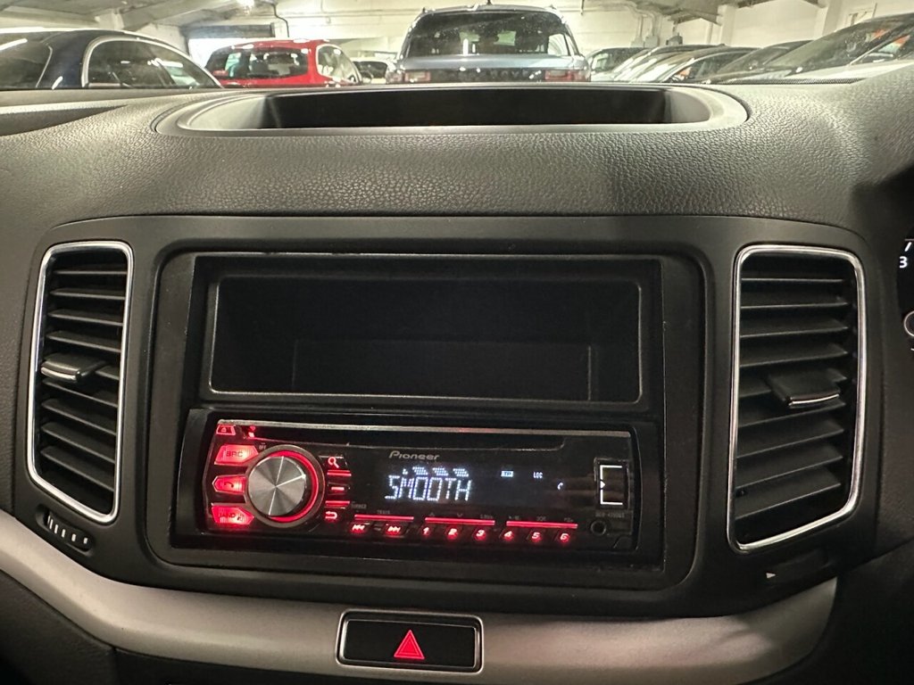 Used Volkswagen Sharan 2013 for sale - 77436408: Photo 8