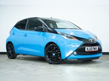 2016 (16) - 1.0 VVT-i X-Cite 2 5dr