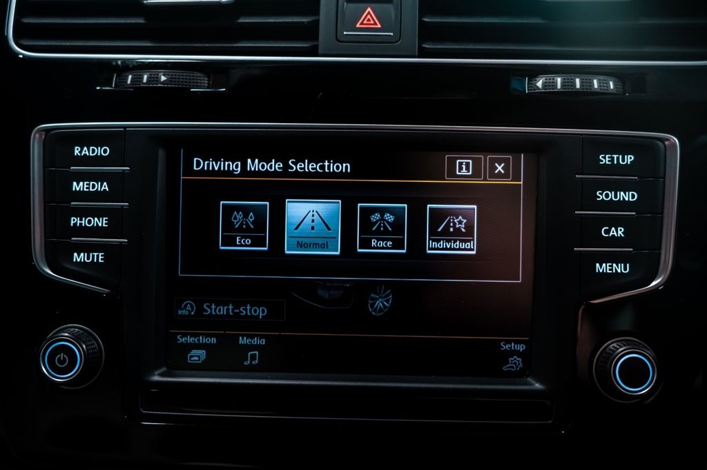 Used Volkswagen Golf 2016 for sale - 76703740: Photo 11