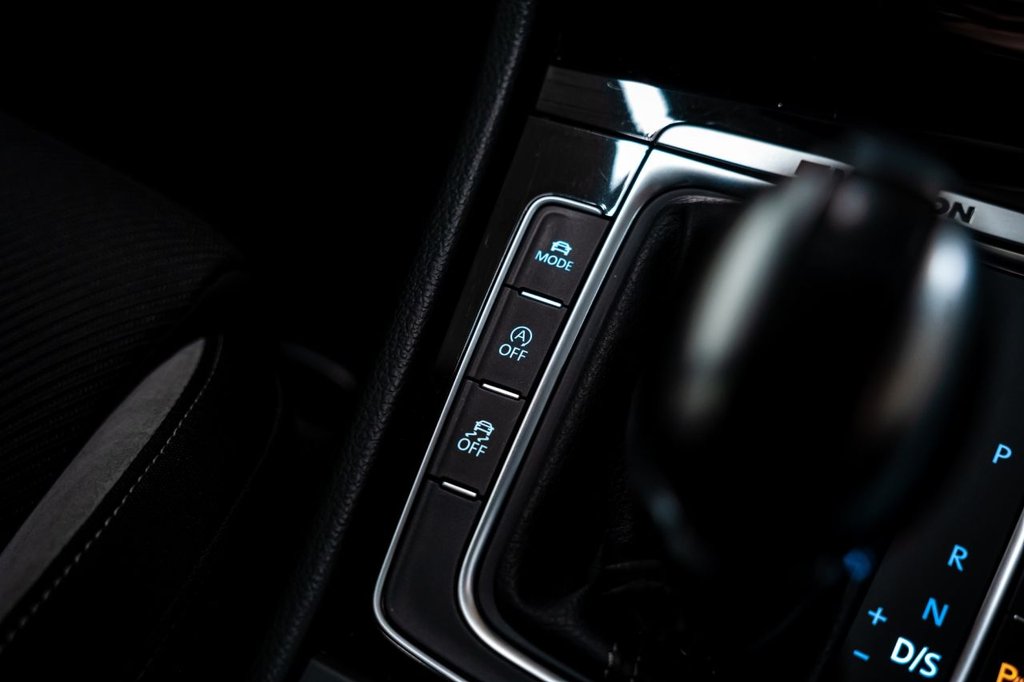 Used Volkswagen Golf 2016 for sale - 76703740: Photo 14