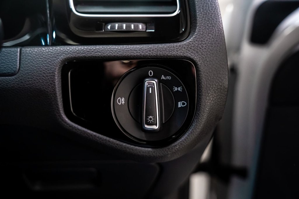 Used Volkswagen Golf 2016 for sale - 76703740: Photo 20