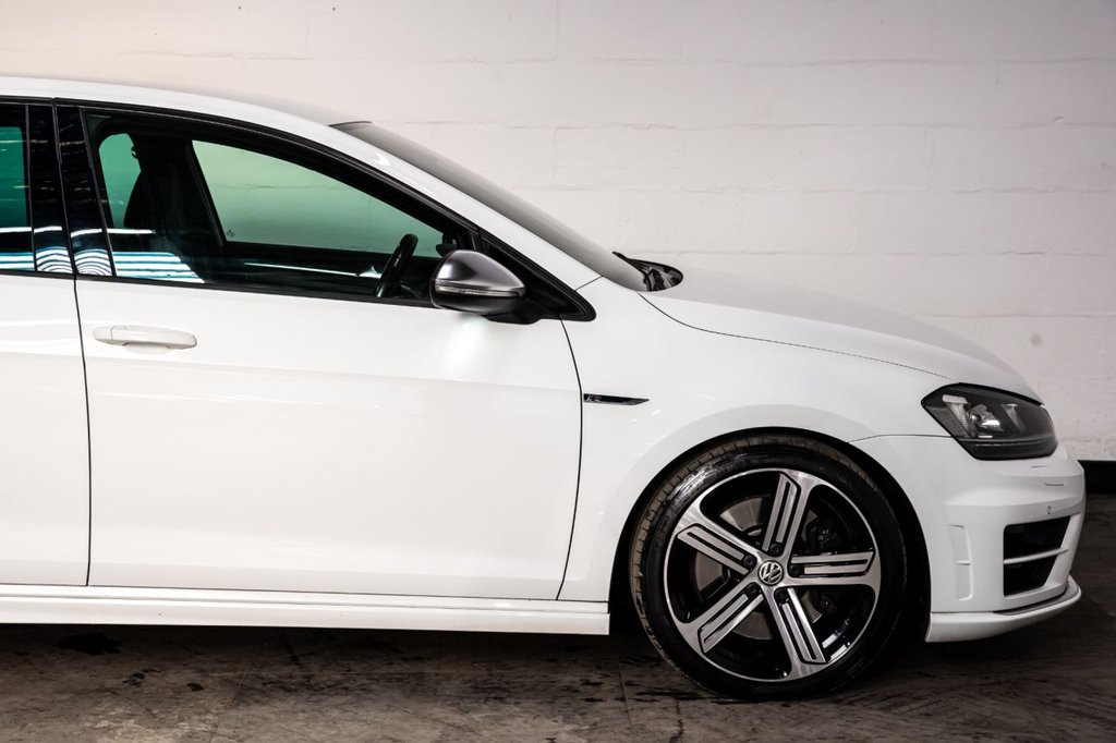 Used Volkswagen Golf 2016 for sale - 76703740: Photo 24