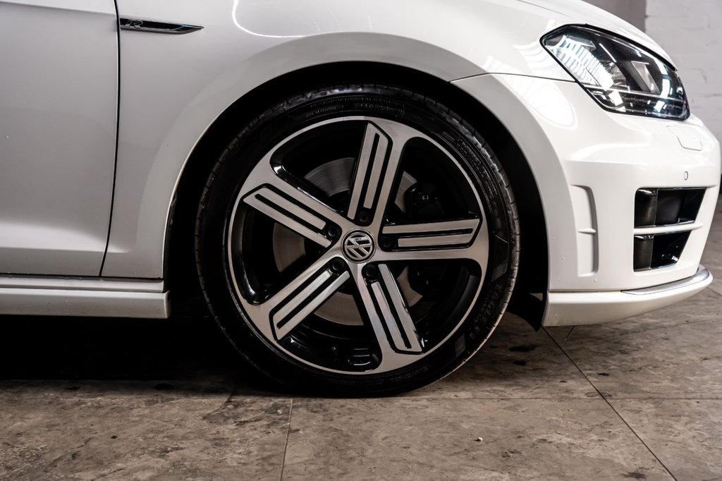 Used Volkswagen Golf 2016 for sale - 76703740: Photo 37