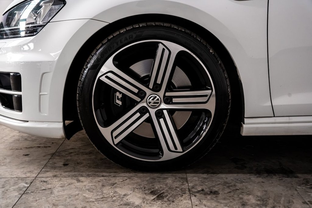 Used Volkswagen Golf 2016 for sale - 76703740: Photo 38