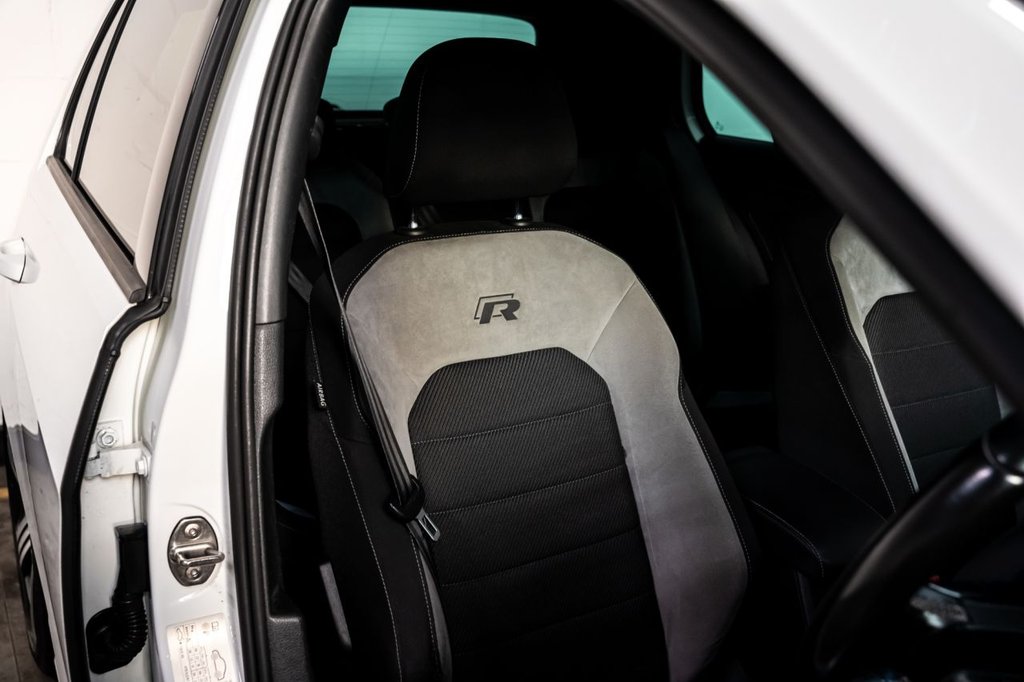 Used Volkswagen Golf 2016 for sale - 76703740: Photo 4