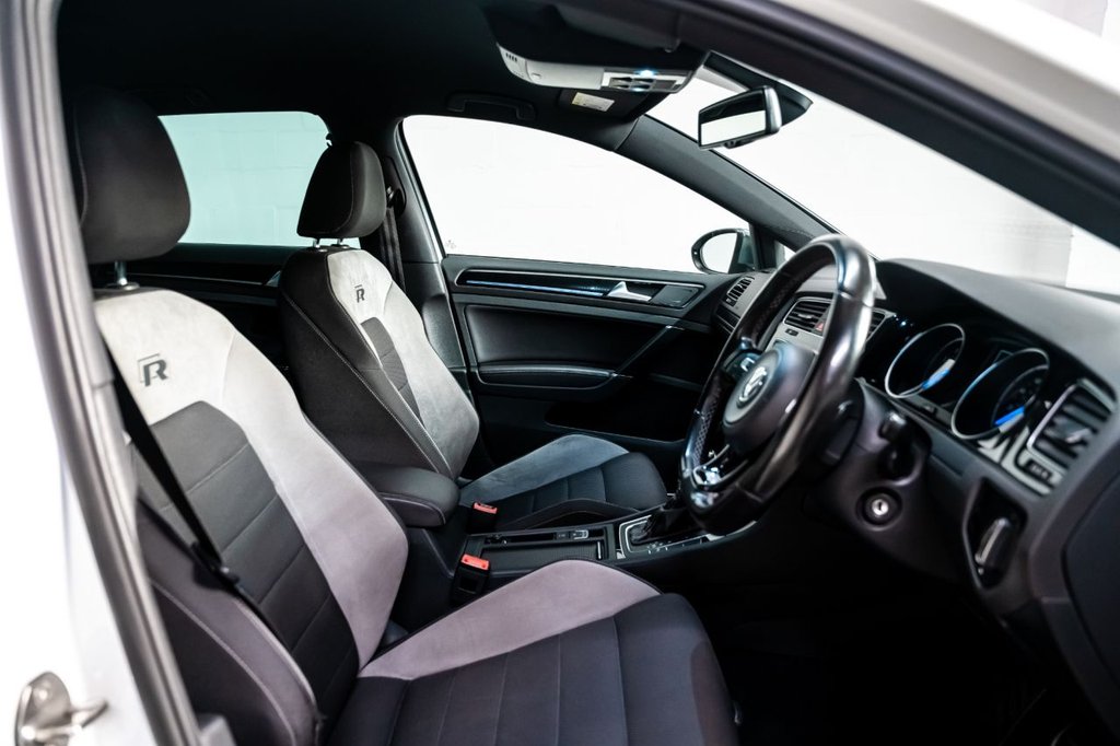 Used Volkswagen Golf 2016 for sale - 76703740: Photo 5