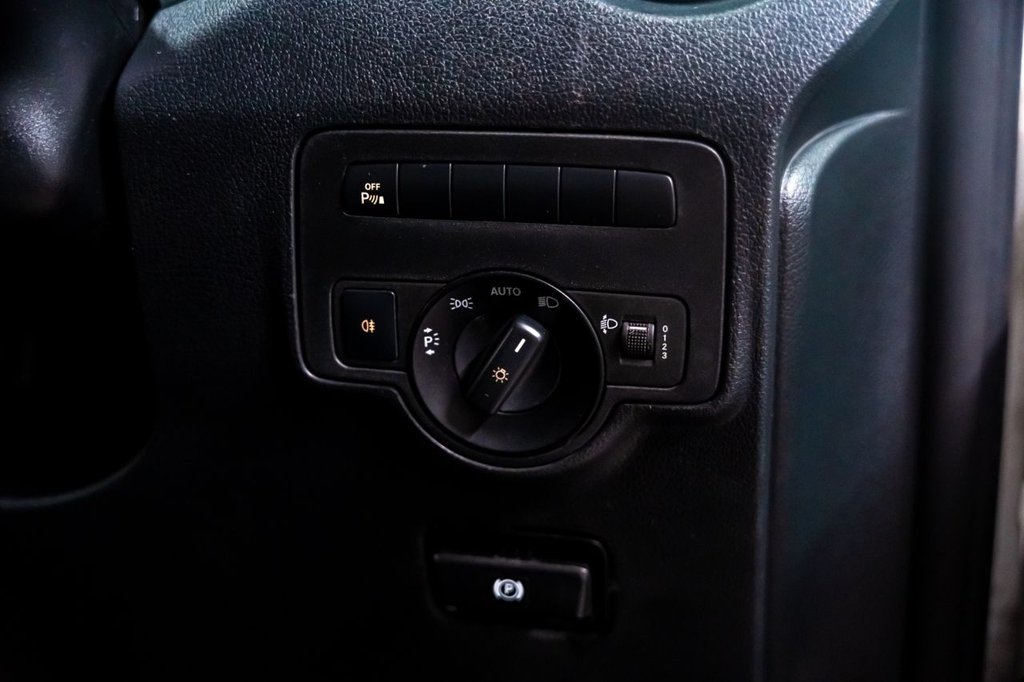 Used Mercedes-Benz Vito 2020 for sale - 77302081: Photo 19