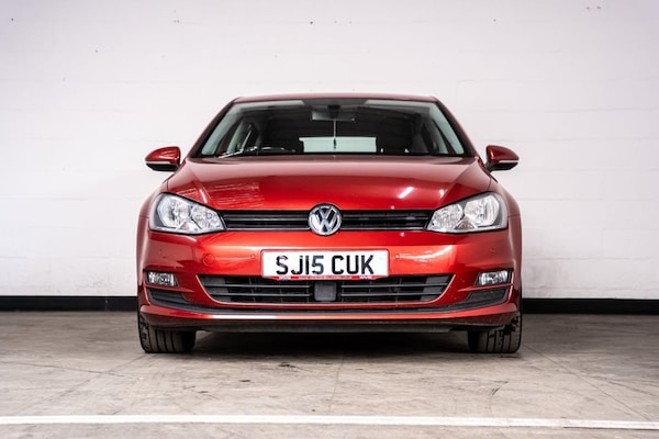 Used Volkswagen Golf 2015 for sale - 76068359: Photo 2