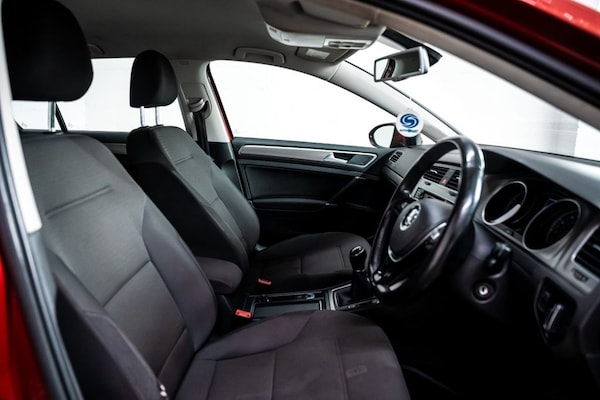 Used Volkswagen Golf 2015 for sale - 76068359: Photo 7