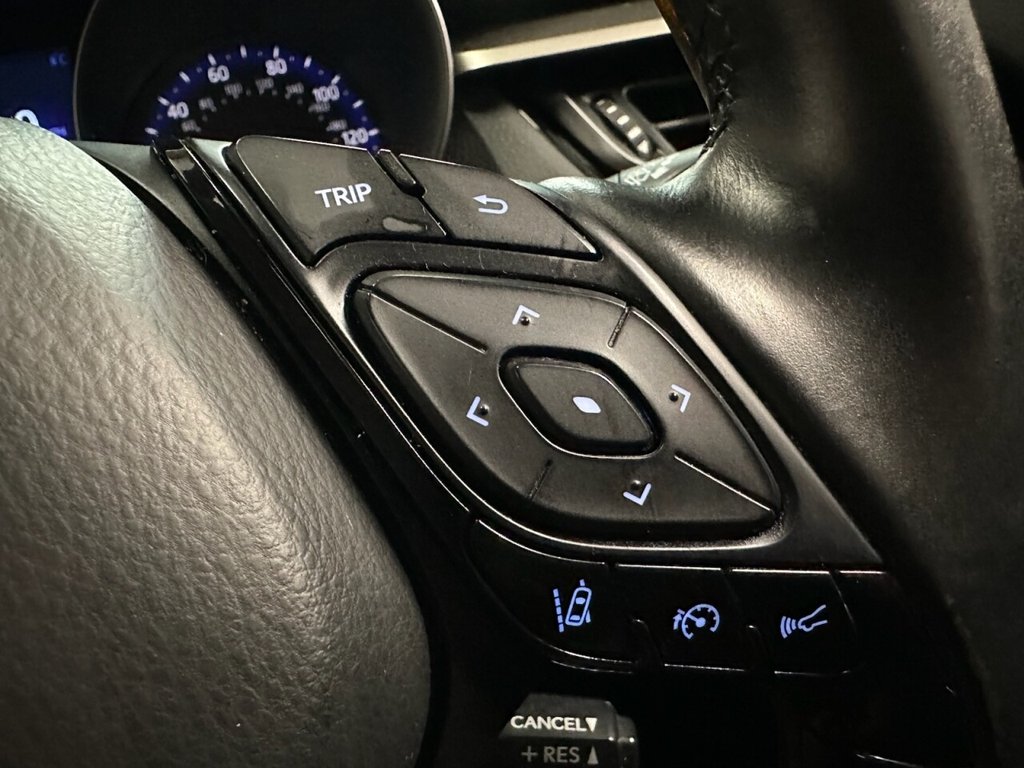 Used Toyota C-HR 2019 for sale - 77383539: Photo 14