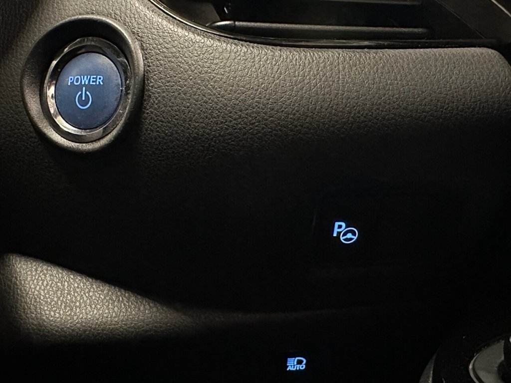 Used Toyota C-HR 2019 for sale - 77383539: Photo 17