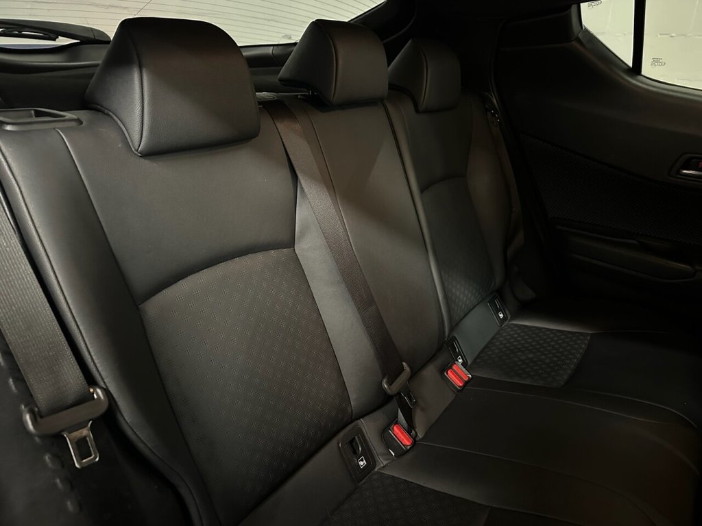 Used Toyota C-HR 2019 for sale - 77383539: Photo 5