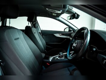 Used Audi A4 2022 for sale - 76698348: Photo