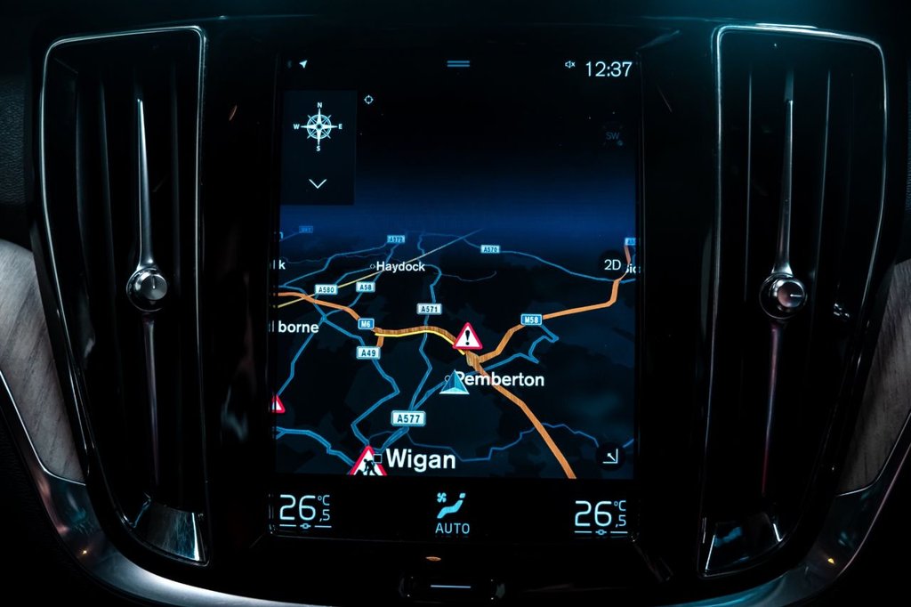 Used Volvo V60 2018 for sale - 76909897: Photo 11