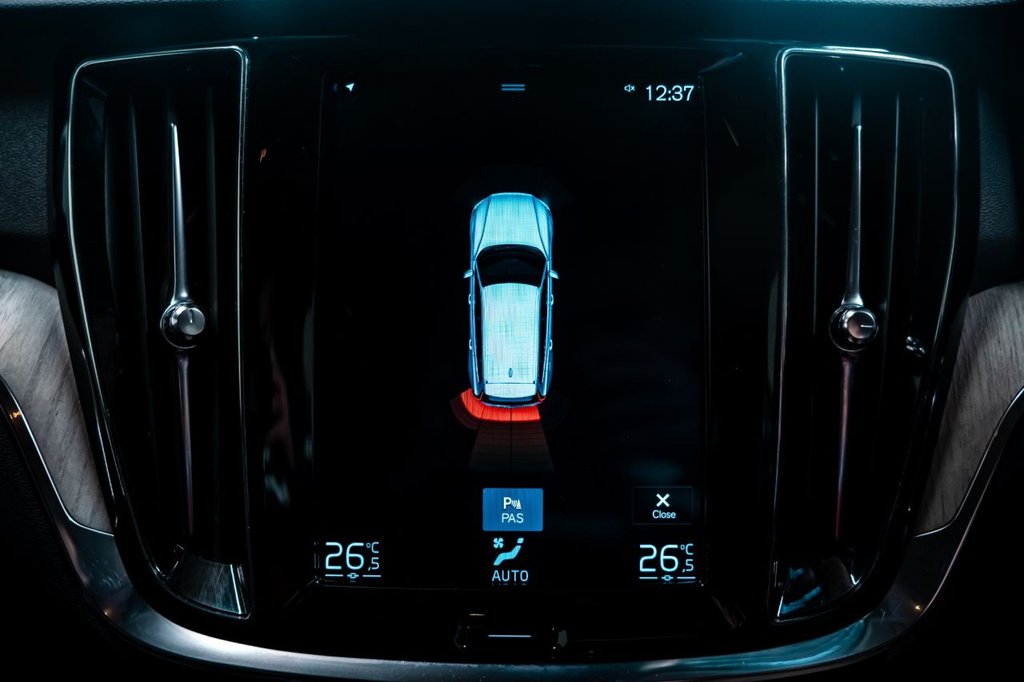 Used Volvo V60 2018 for sale - 76909897: Photo 13