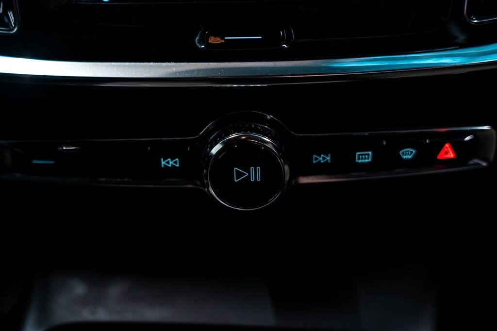 Used Volvo V60 2018 for sale - 76909897: Photo 14