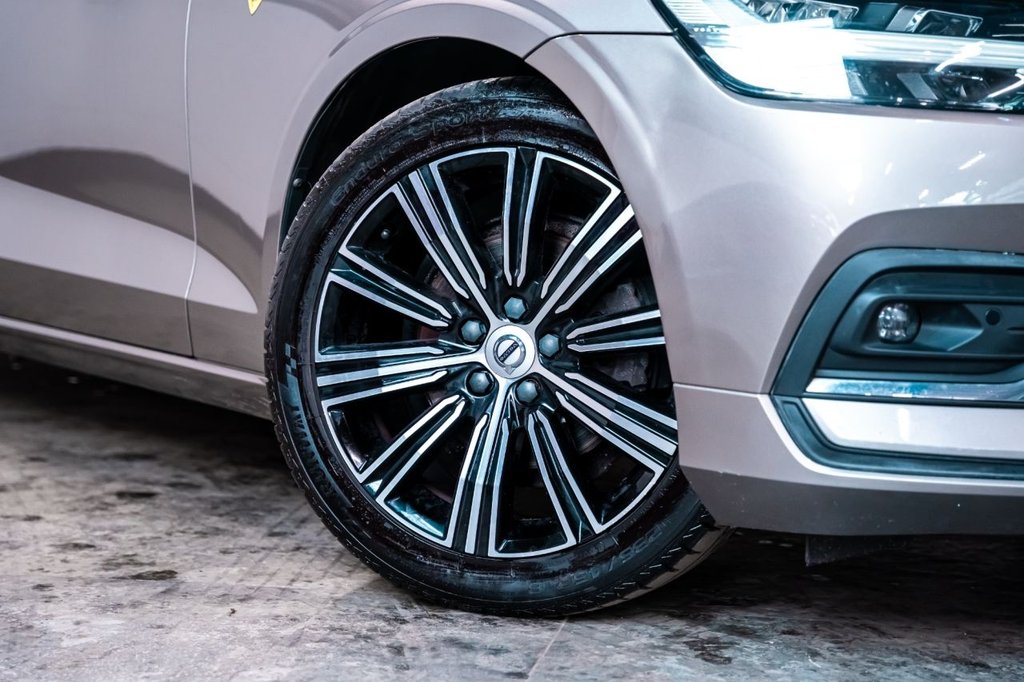 Used Volvo V60 2018 for sale - 76909897: Photo 26