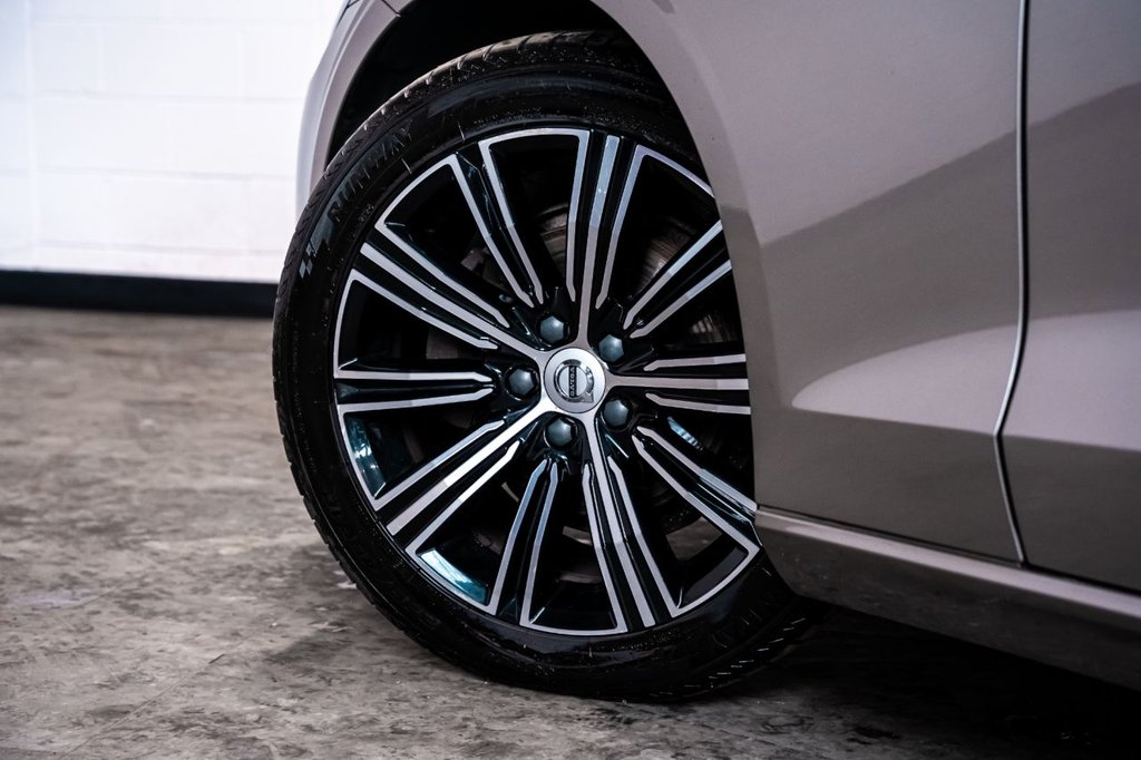 Used Volvo V60 2018 for sale - 76909897: Photo 27