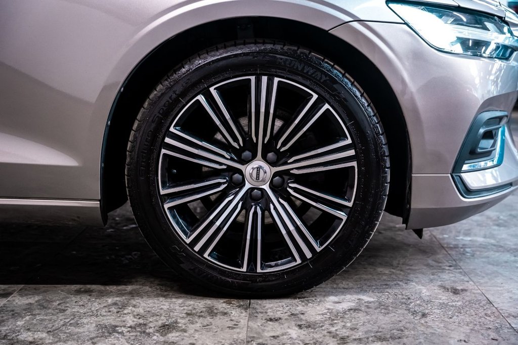 Used Volvo V60 2018 for sale - 76909897: Photo 38