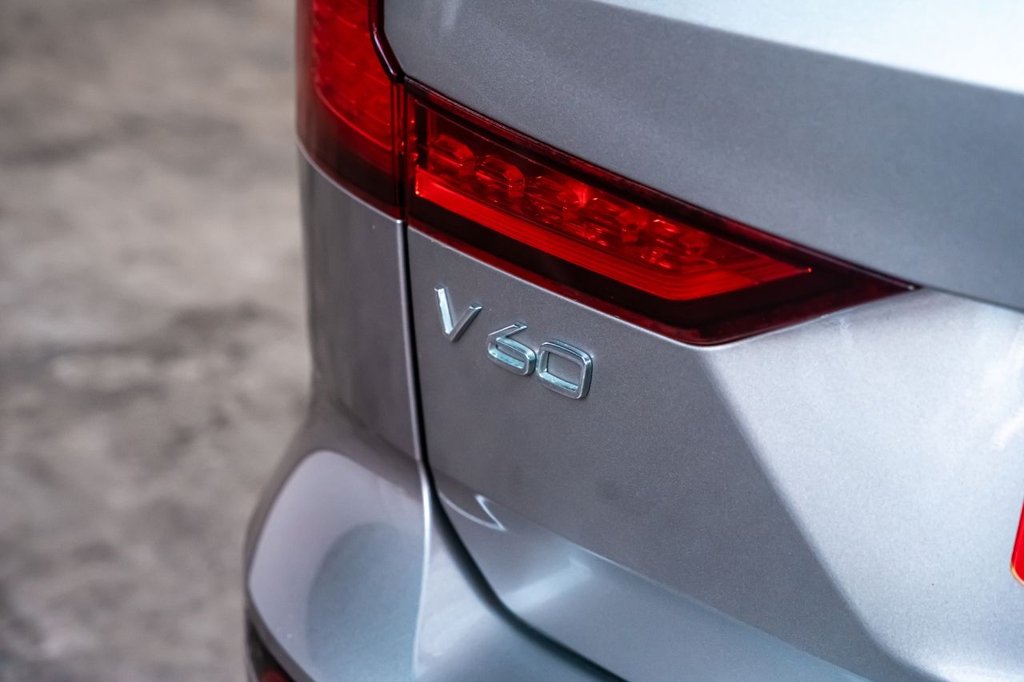 Used Volvo V60 2018 for sale - 76909897: Photo 42