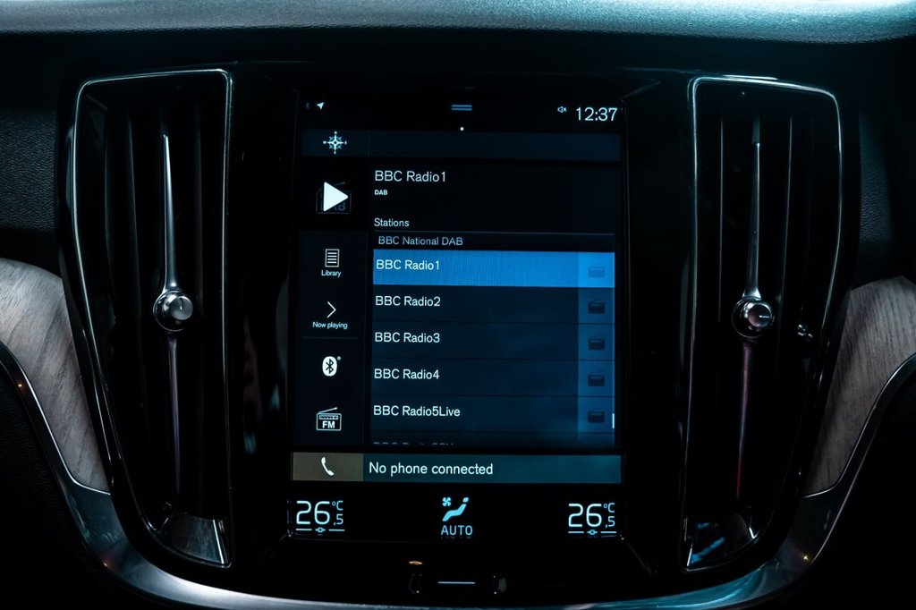 Used Volvo V60 2018 for sale - 76909897: Photo 9