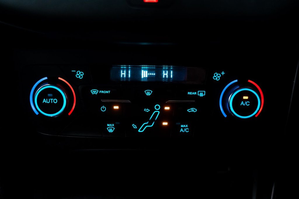 Used Ford Focus 2018 for sale - 76711637: Photo 14