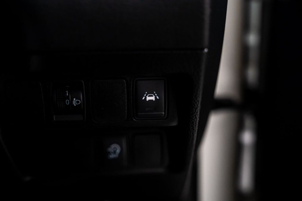 Used Nissan Qashqai 2017 for sale - 76788072: Photo 17