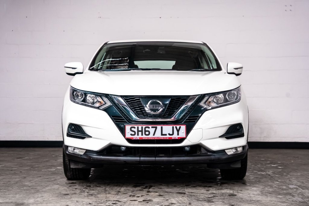 Used Nissan Qashqai 2017 for sale - 76788072: Photo 2
