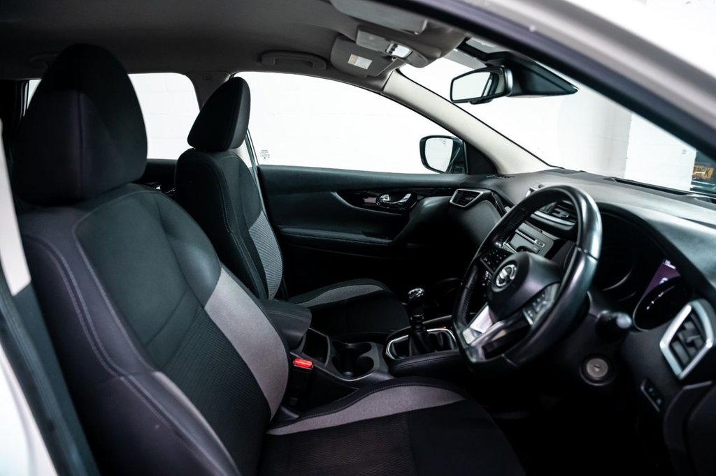 Used Nissan Qashqai 2017 for sale - 76788072: Photo 5