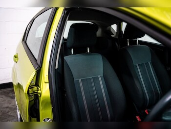 Used Ford Fiesta 2010 for sale - 77991151: Photo