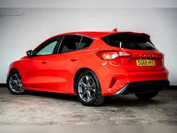 Used Ford Focus 2018 for sale - 75528244: Photo