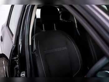Used Dacia Sandero 2017 for sale - 75654601: Photo