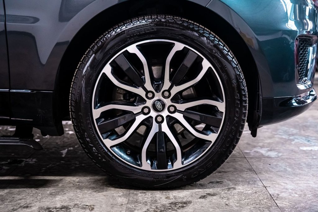 Used Land Rover Range Rover Sport 2020 for sale - 76610232: Photo 11