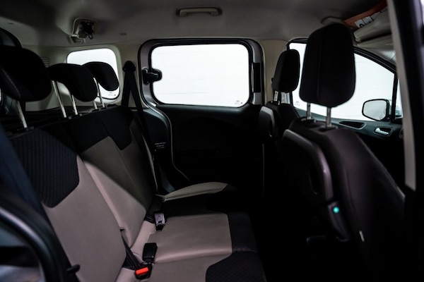 Used Ford Tourneo Courier 2019 for sale - 75716332: Photo 6