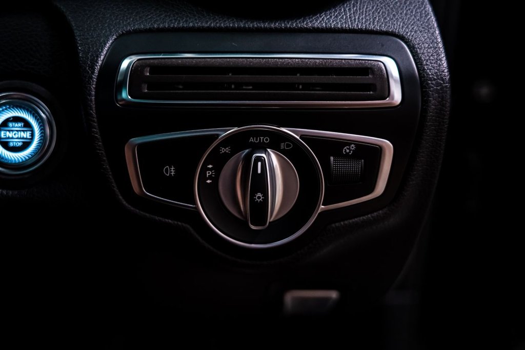 Used Mercedes-Benz C Class 2020 for sale - 76453957: Photo 19