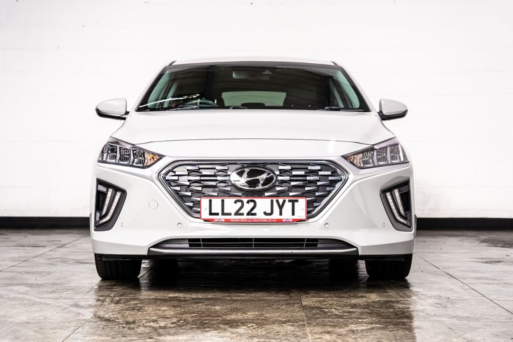 Used Hyundai IONIQ 2022 for sale - 76900556: Photo 2