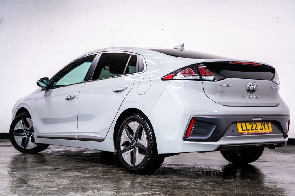 Used Hyundai IONIQ 2022 for sale - 76900556: Photo 3