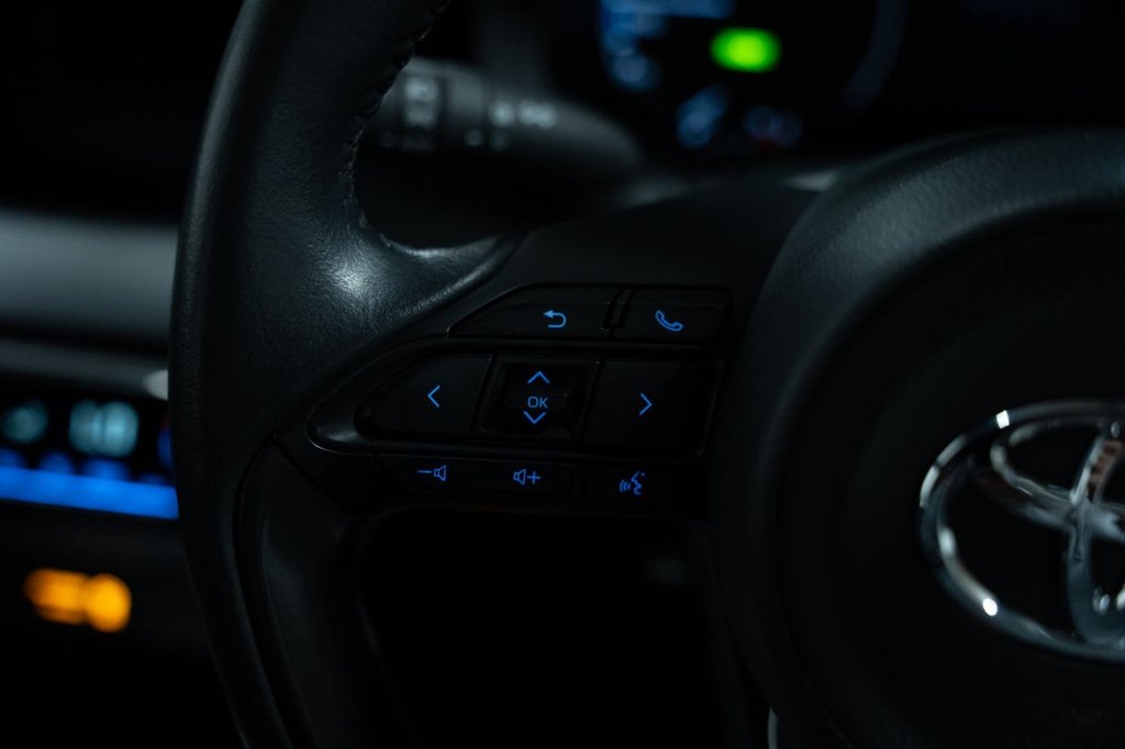 Used Toyota Yaris 2022 for sale - 76604493: Photo 15