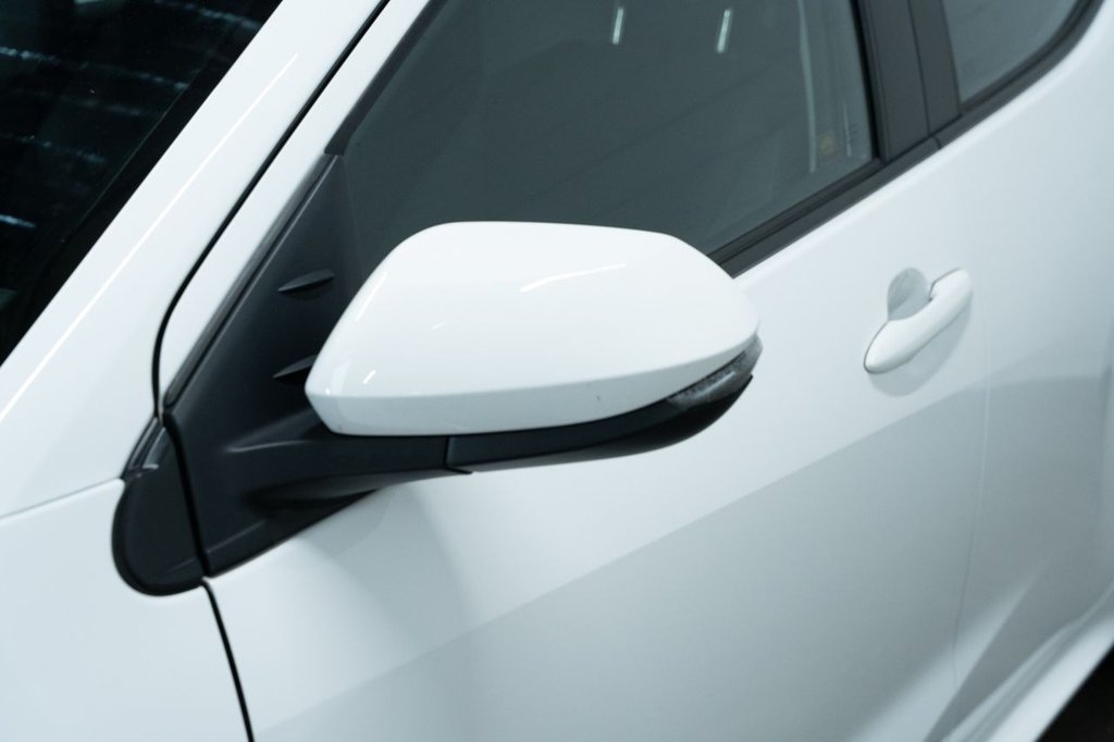 Used Toyota Yaris 2022 for sale - 76604493: Photo 32