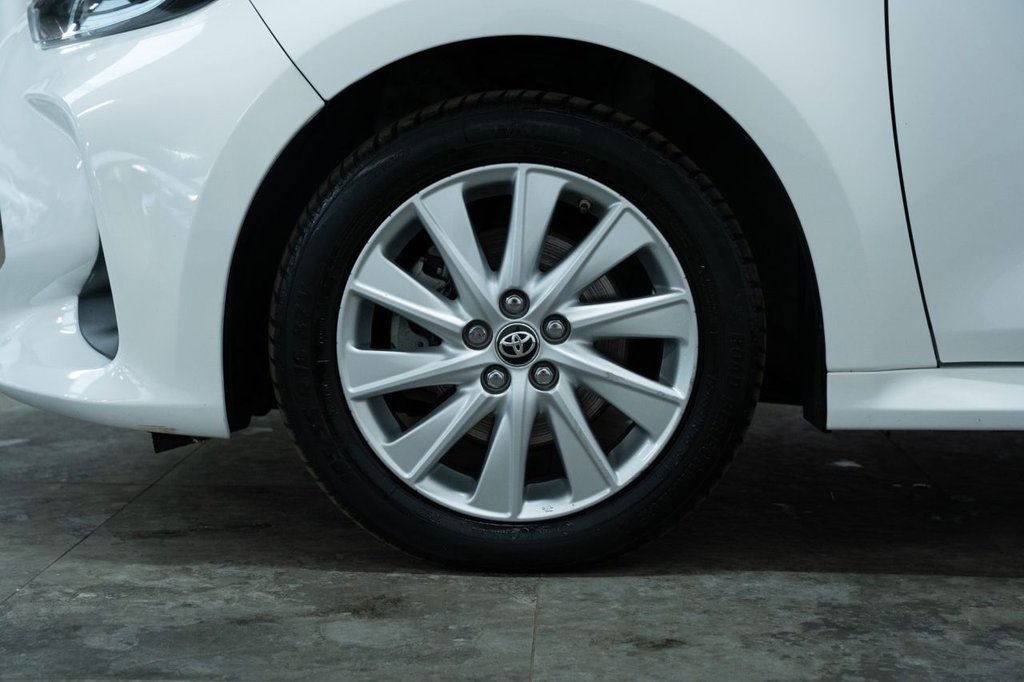 Used Toyota Yaris 2022 for sale - 76604493: Photo 35