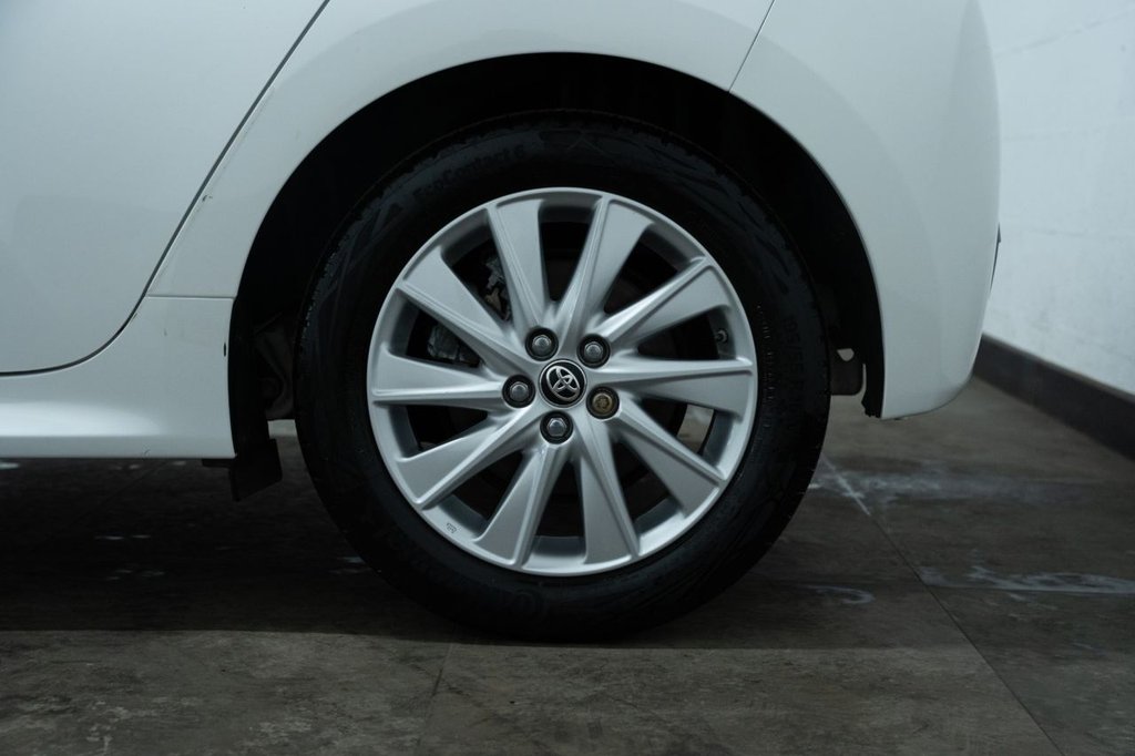 Used Toyota Yaris 2022 for sale - 76604493: Photo 36