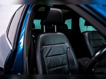 Used Volkswagen Touareg 2015 for sale - 78030309: Photo