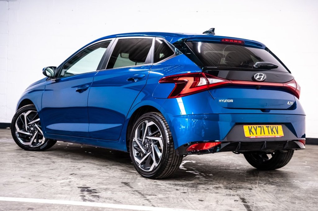 Used Hyundai i20 2021 for sale - 76883789: Photo 3