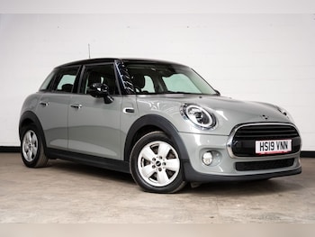 Used MINI Hatch 2019 for sale - 79154960: Photo