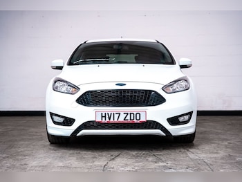 Used Ford Focus 2017 for sale - 75359487: Photo