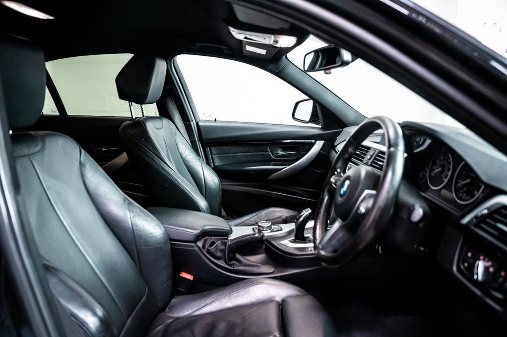 Used BMW 3 Series 2018 for sale - 76385868: Photo 5