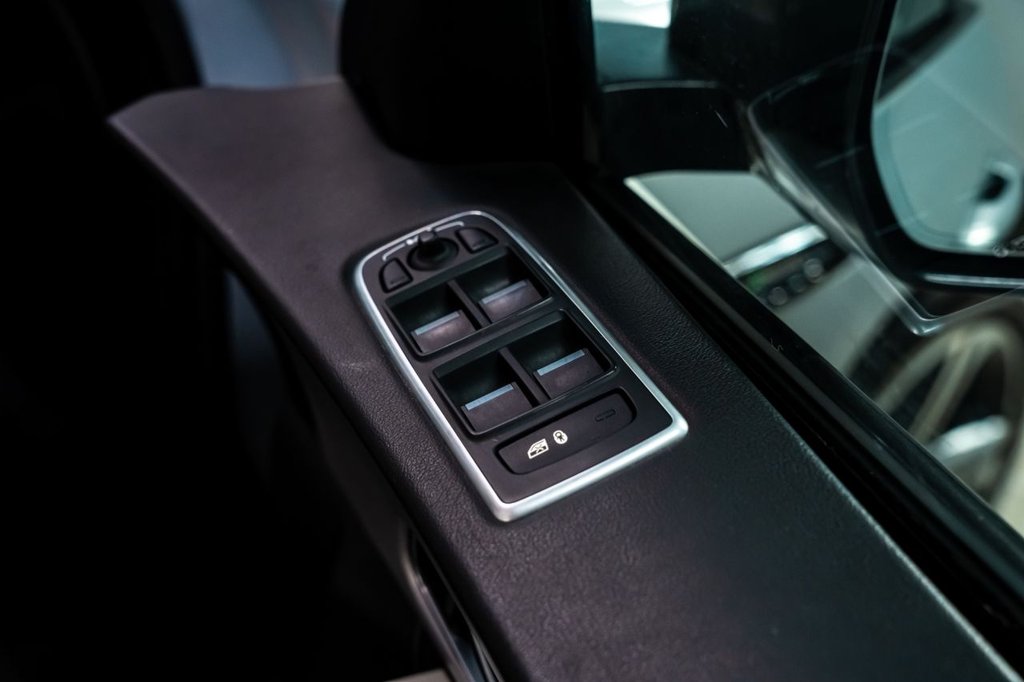 Used Jaguar F-Pace 2018 for sale - 77654492: Photo 21